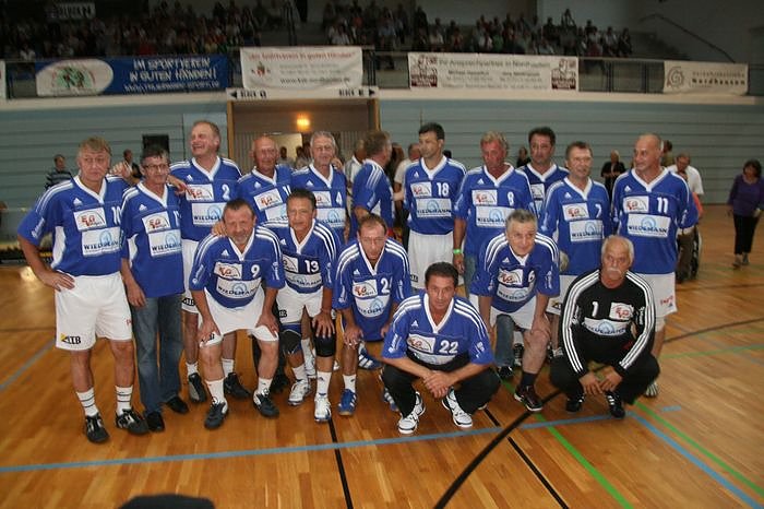 Aufgalopp der Helden und der Promis