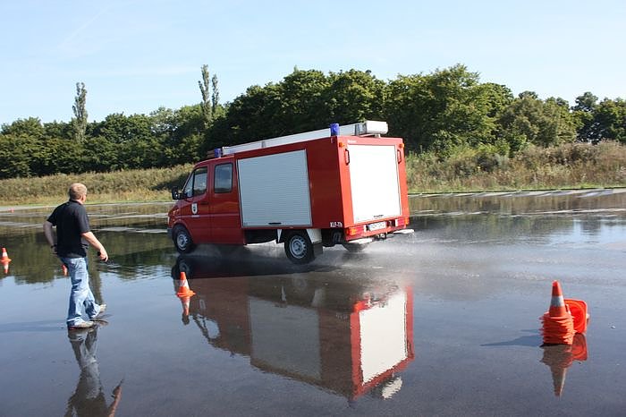 Feuerwehr im Schleudergang