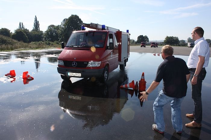 Feuerwehr im Schleudergang