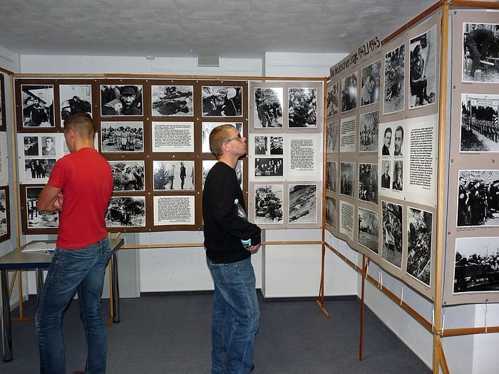 Ausstellung und Zeitzeugengespr&auml;ch