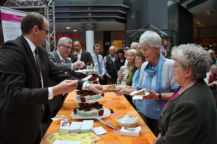 Buntes Programm zum FAMILIENTAG in der Galerie