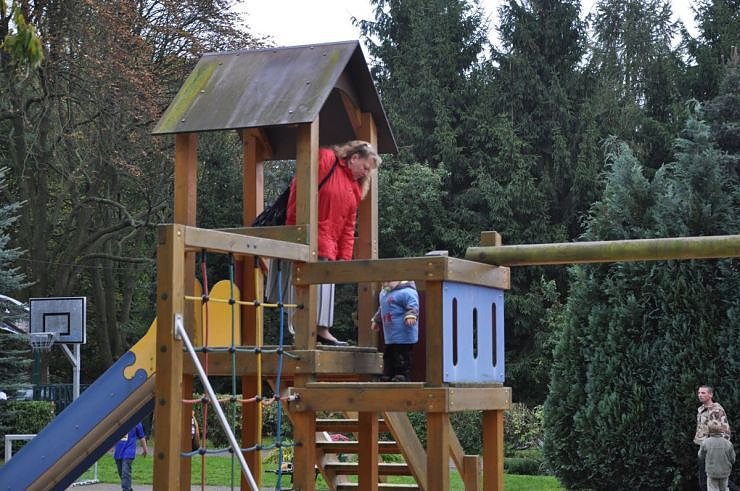 "Vielfalt tut gut" - Stra&szlig;enfest beim Falken