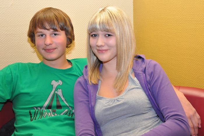 Coole Junge Party im Klubhaus