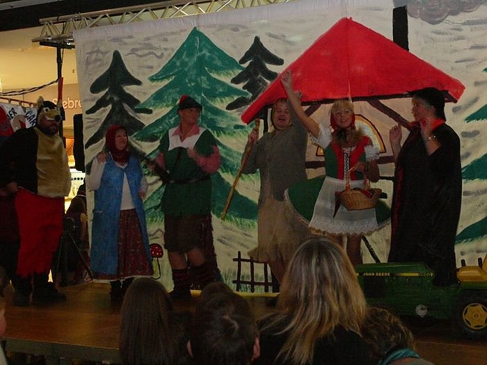 17.11 Uhr: Auftakt in der S&uuml;dharz-Galerie