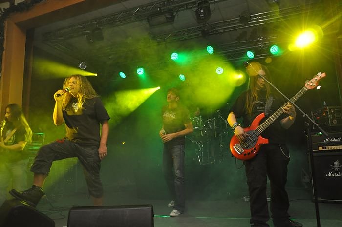 Rocken gegen Aids im Klubhaus