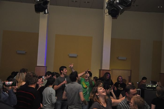 Rocken gegen Aids im Klubhaus