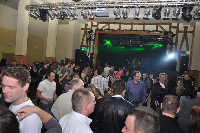 Rocken gegen Aids im Klubhaus