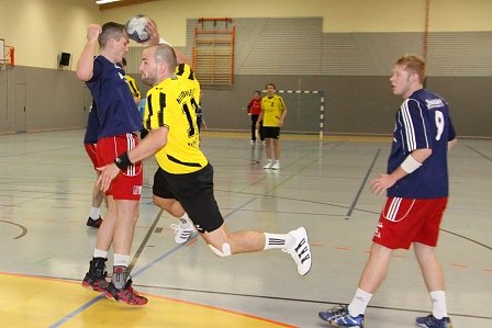 Mit leeren H&auml;nden