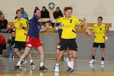 Mit leeren H&auml;nden