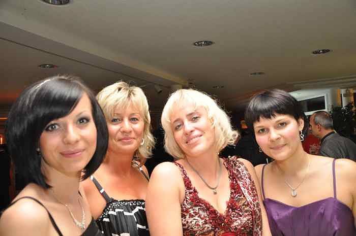 &Auml;rzte- und Apothekerball im Autohaus Peter