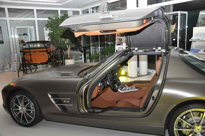 &Auml;rzte- und Apothekerball im Autohaus Peter