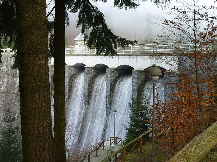 Talsperre bei Neustadt