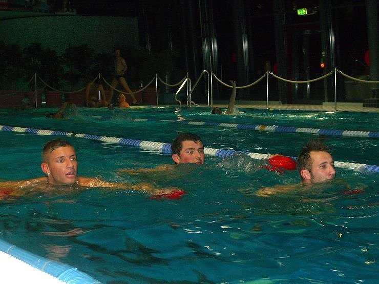 Fu&szlig;ball im Badehaus?