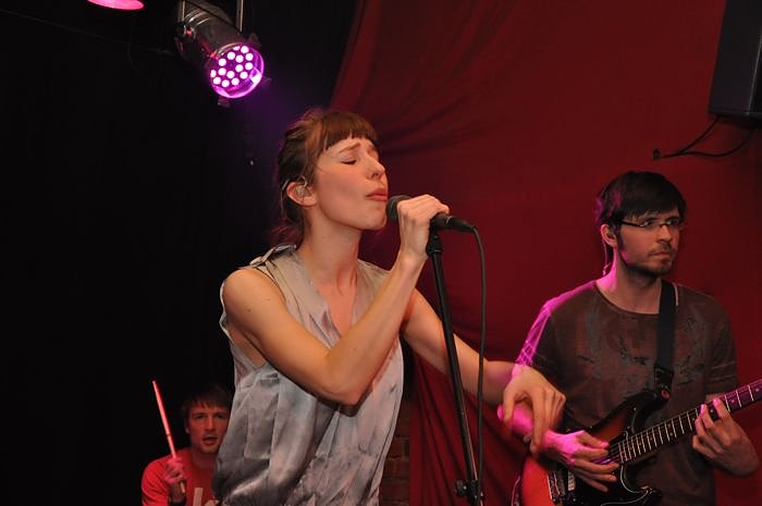 Chapeau Claque Live in der Destille