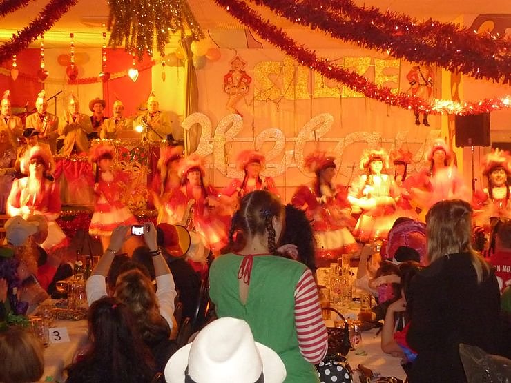 Auftakt in S&uuml;lzhayn