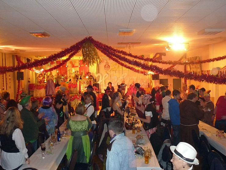 Auftakt in S&uuml;lzhayn